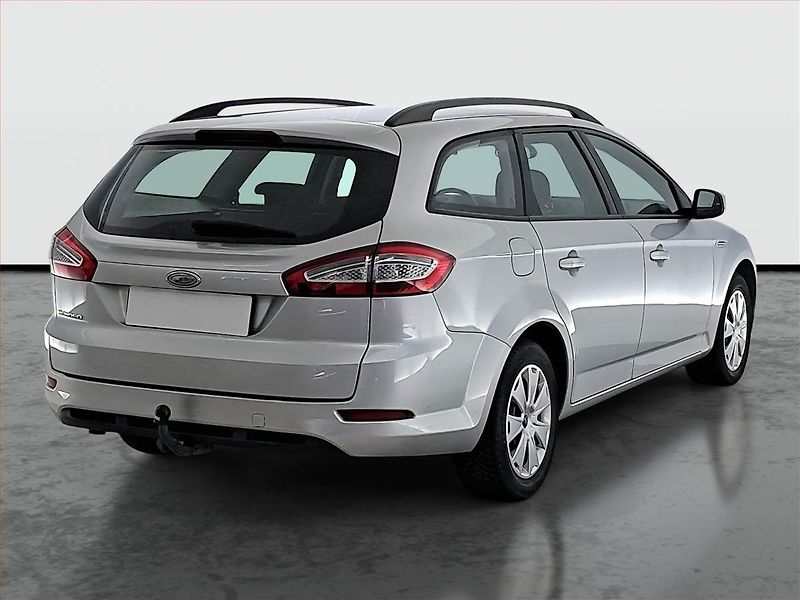 Ford Mondeo (2011) 2.0 TDCi, Vyhř. sedaček - fotka 5 z 14