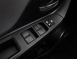 Toyota Yaris (2015) 1.5 Hybrid, Automat - náhled 16
