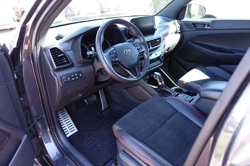 Hyundai Tucson 2,0CRDi A/T 4x4 N-Line - fotka 10 z 32