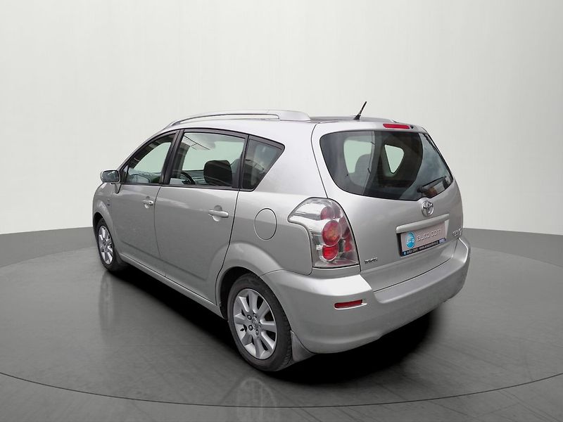 Toyota Corolla Verso 1.8 VVT-i 95kW 7 míst ČR - fotka 3 z 25