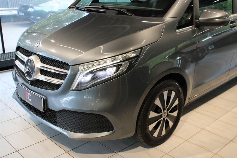 Mercedes-Benz Třídy V 300d 4MATIC Long 7míst DIS/Nez - fotka 7 z 33