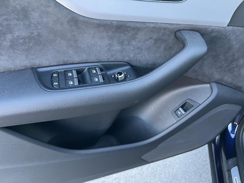 Audi SQ7 (2022) ADVANCED podvozek, 7 míst - fotka 15 z 24