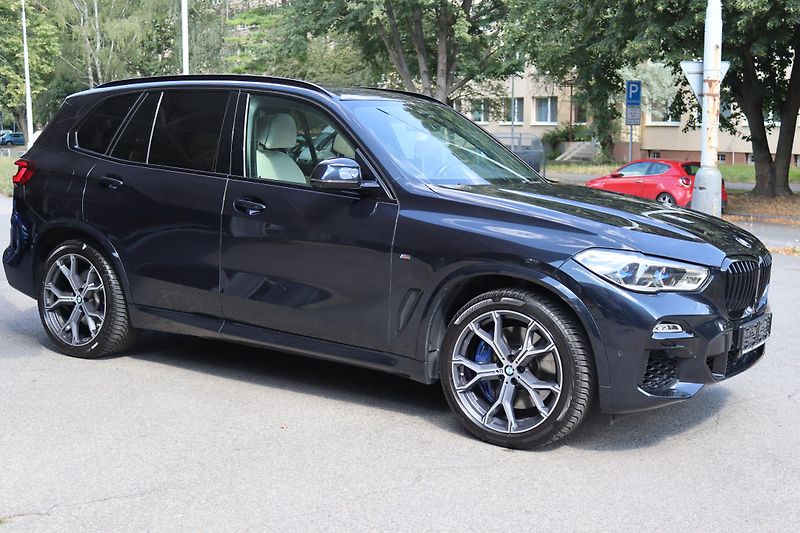 BMW X5 M50D TOP VÝBAVA 294kW DPH - fotka 8 z 50