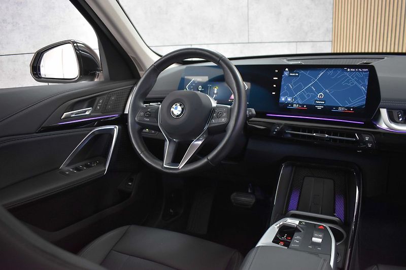 BMW X1 xDrive23d TAŽNÉ*2xKOLA*DPH*ČR* - fotka 10 z 46