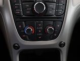Opel Astra (2011) 1.4 16V, zamluveno - náhled 11