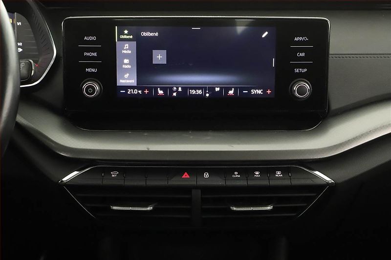 Škoda Octavia (2023) Ambition 2.0 TDI, ČR,1.maj - fotka 10 z 17