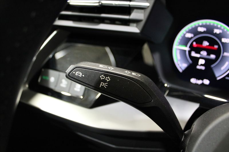 Audi A3 1,4 40 TFSI  e Sportback advan - fotka 16 z 33