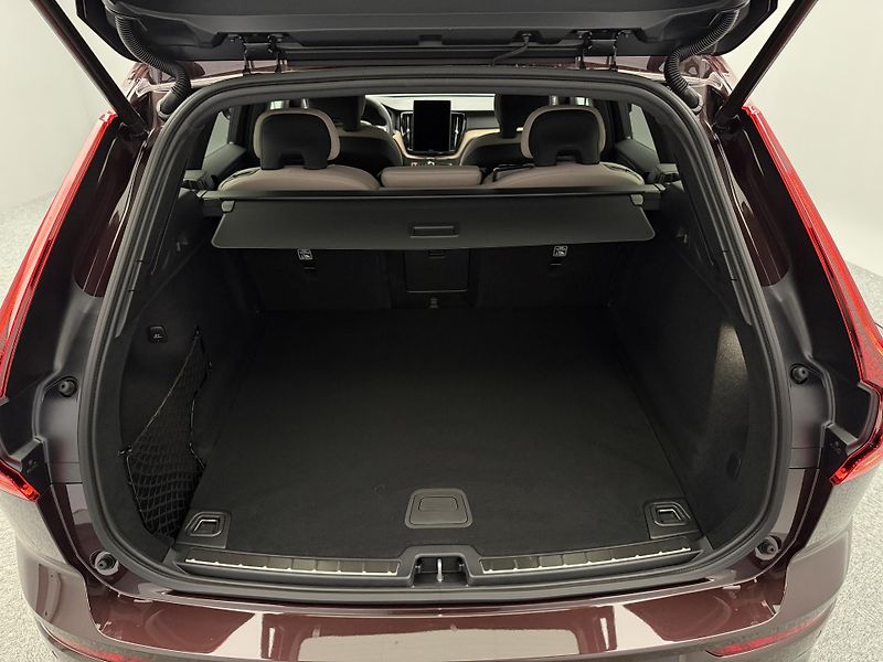 Volvo XC60 (2026) B5 AWD AUT BRIGHT PLUS - fotka 21 z 30