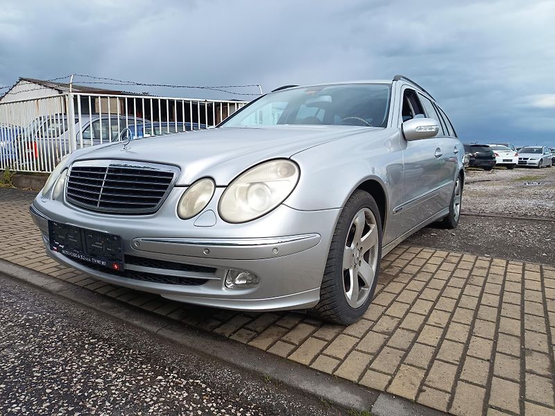 Mercedes-Benz Třídy E (2004) 3.2 165kw - fotka 8 z 40