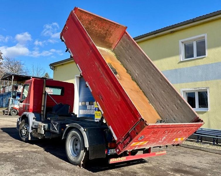 Renault Premium (2000) 18t sklápěč 4x2 - fotka 7 z 15