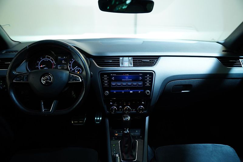 Škoda Octavia - fotka 5 z 28