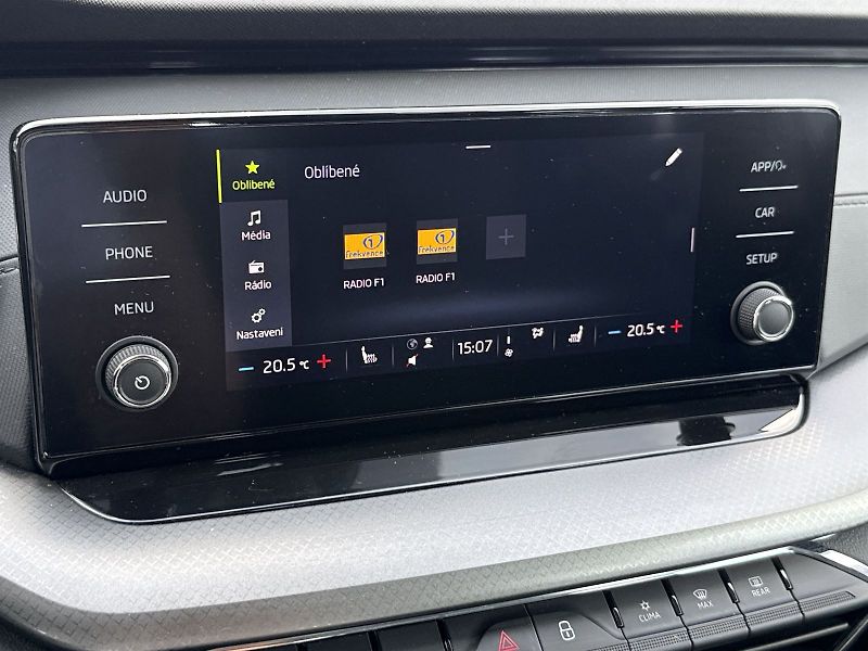Škoda Octavia (2023) Combi 2.0 TDI 4x4 DSG Ambition - fotka 13 z 31