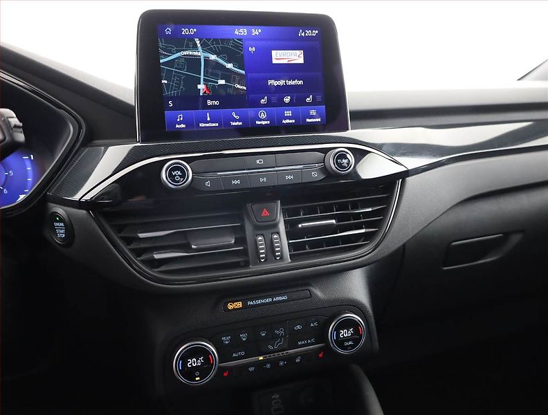 Ford Kuga (2022) 2.0 EcoBlue - fotka 10 z 21