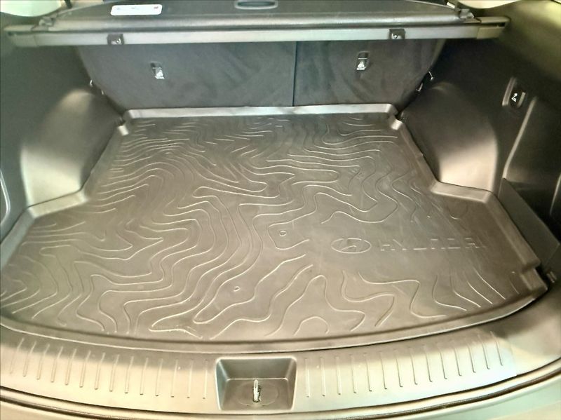 Hyundai Santa Fe 1,6 T-GDI STYLE PREMIUM BOSE - fotka 28 z 29
