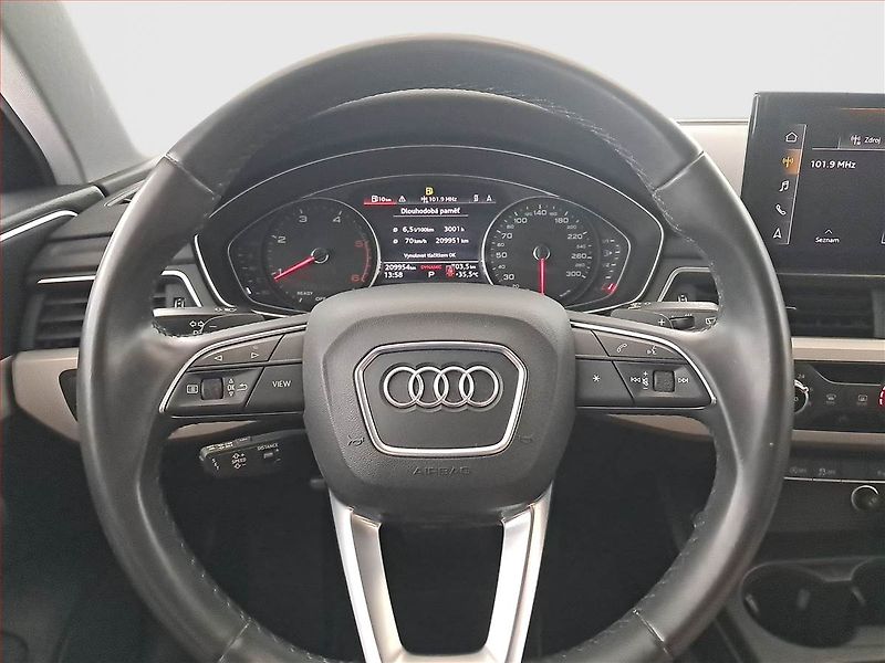 Audi A4 (2020) 2.0 TDI, Automat, Navi - fotka 23 z 24