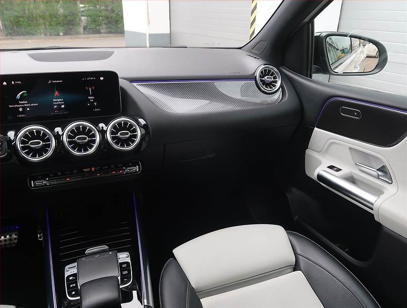 Mercedes-Benz Třídy B (2019) AMG line B 200 - fotka 8 z 25