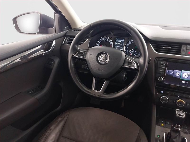 Škoda Octavia (2015) Laurin&Klement 2.0 TDI, 4X4 - fotka 7 z 31