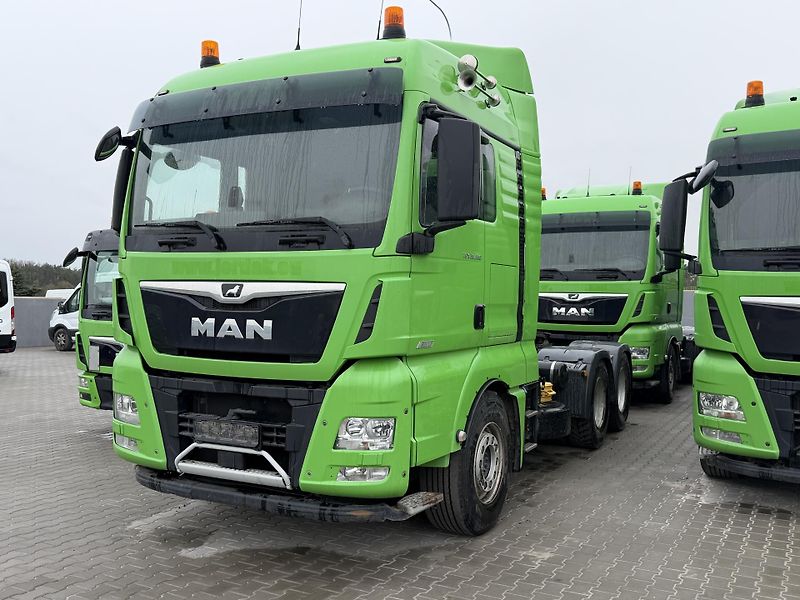 MAN TGX (2017) TGX 26.580 pohon 6x4  - fotka 2 z 4
