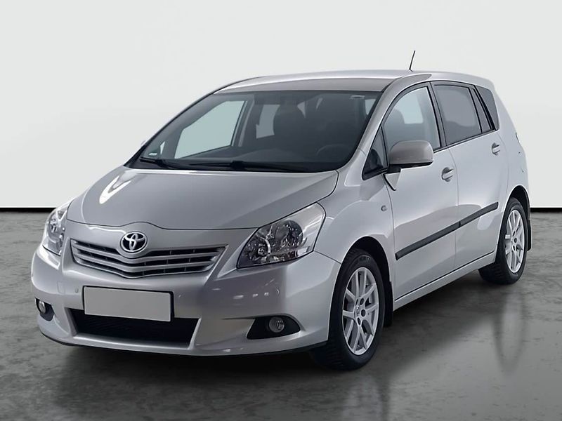 Toyota Verso (2012) 1.8 Valvematic, Navi, Tempomat - fotka 2 z 19