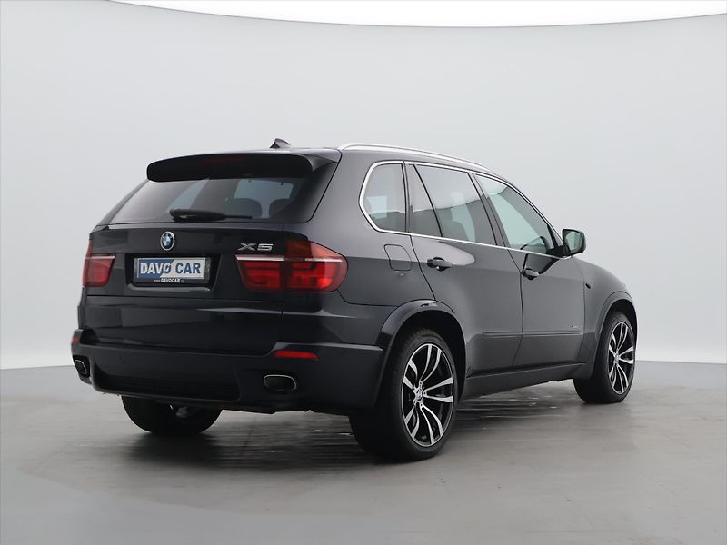BMW X5 3,0 xDrive 40d 225kW CZ Kůže - fotka 7 z 27