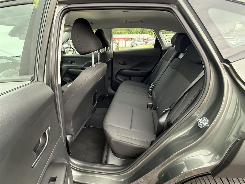 Hyundai Kona 1,0 T-GDI 74kW Comfort Club - fotka 22 z 26