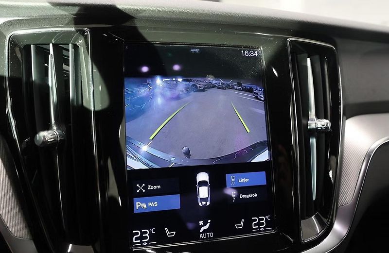 Volvo S60 Recharge T8 AWD R  Kam Tažné - fotka 19 z 19