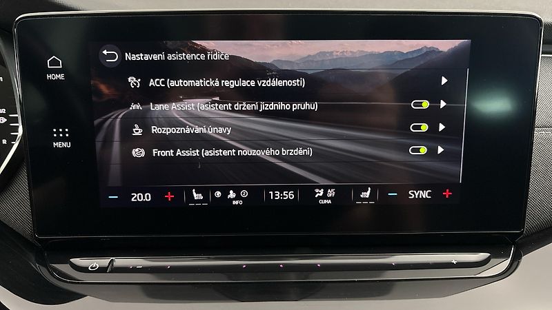 Škoda Octavia 1.5 TSI Style Combi - fotka 23 z 25