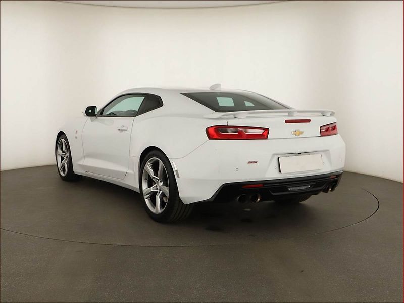 Chevrolet Camaro (2017) 6.2 V8 - fotka 4 z 19