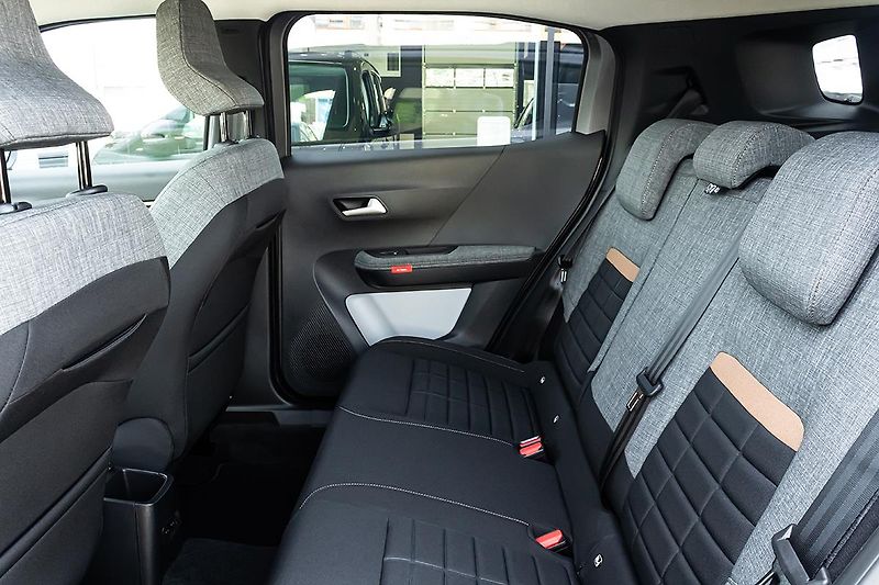Citroën C3 Aircross (2026) 1,2 PLUS Turbo 100k Manual - fotka 18 z 18