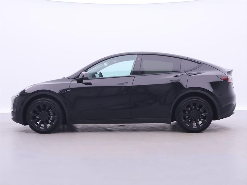 Tesla Model Y Long Range AWD 75kWh SoH 90% - fotka 4 z 29