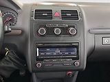Volkswagen Touran (2011) 1.2 TSI, Tempomat - náhled 12