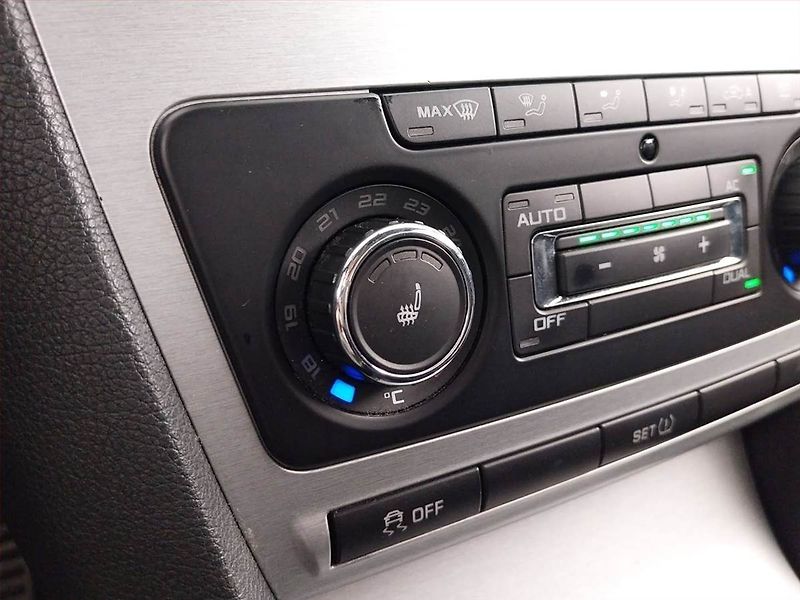 Škoda Octavia (2010) RS 2.0 TSI, Xenony, Tempomat - fotka 16 z 20