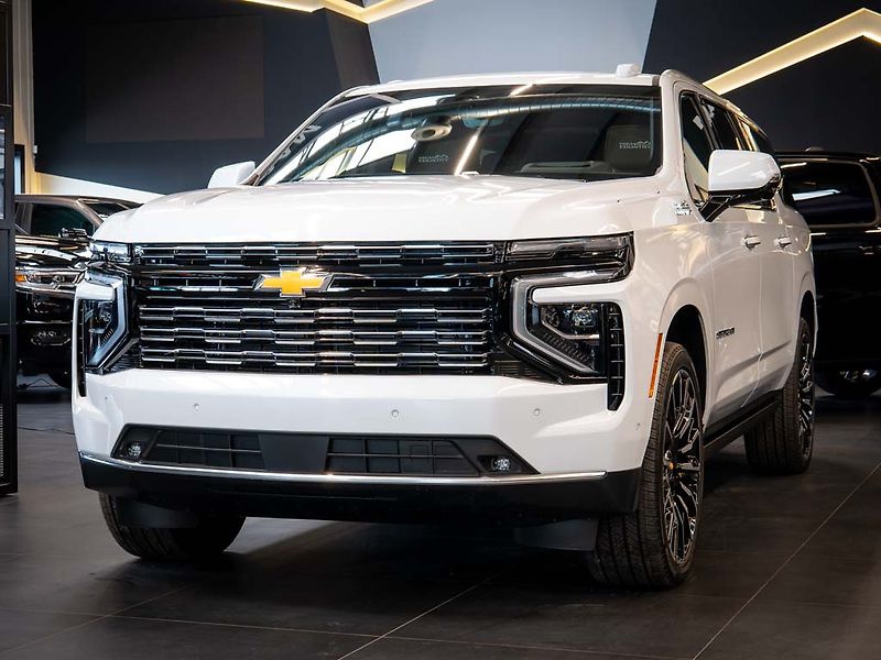Chevrolet Suburban (2026) 6.2 V8 High Country 2026 - fotka 1 z 47