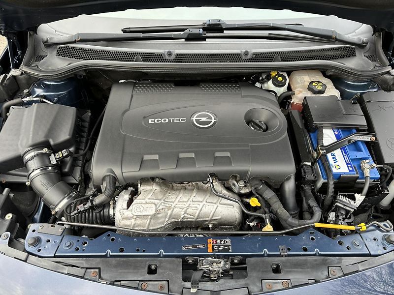 Opel Astra 2.0 D - fotka 19 z 19