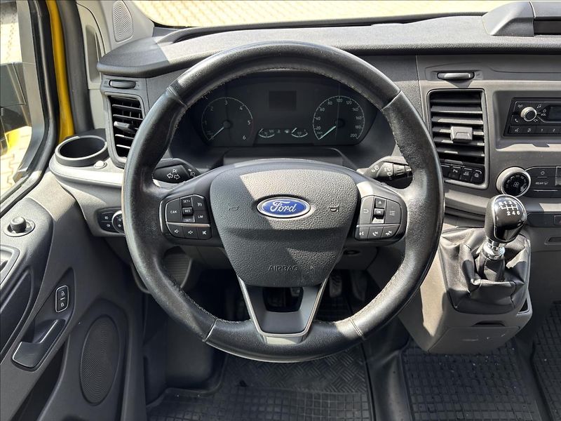 Ford Transit Custom 2,0 Mhev 77kW K.Van DPH L1 - fotka 15 z 32