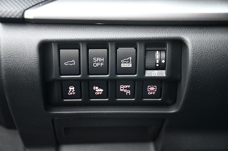 Subaru Forester e-BOXER ACC CARPLAY KAMERA - fotka 28 z 53