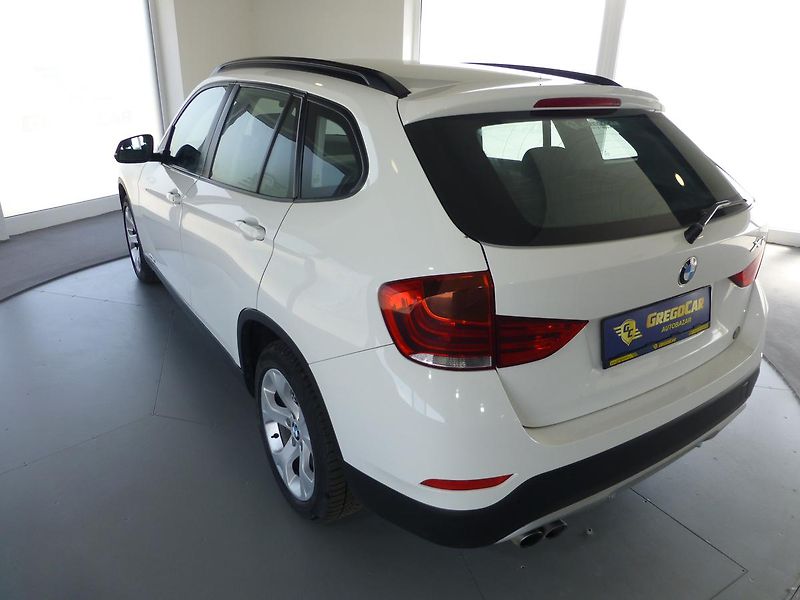 BMW X1 (2014) 2,0D*X-DRIVE**NAVI*ALU**XENONY - fotka 6 z 23
