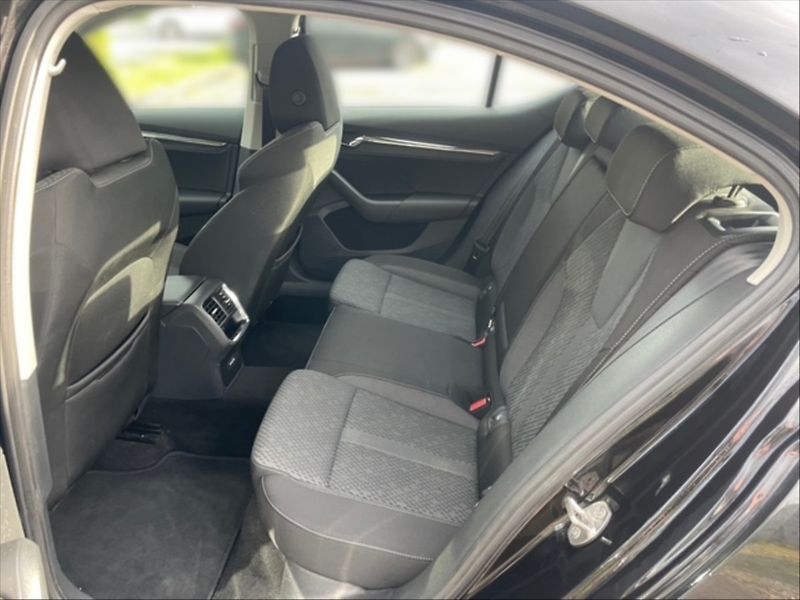 Škoda Octavia 1,5 TSI 110 Style - fotka 8 z 11