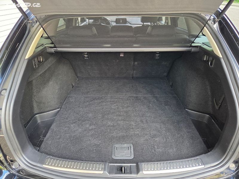 Mazda 6 (2015) 2.2D Aut.4x4 - 2.maj nové ČR - fotka 18 z 42