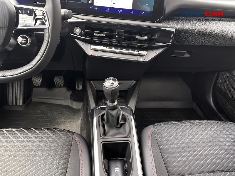 Renault Clio Techno TCe 115 - fotka 13 z 15