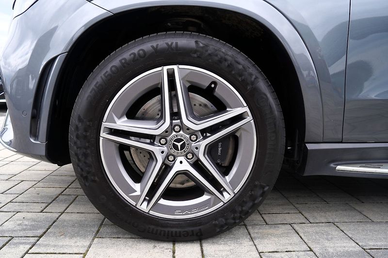 Mercedes-Benz GLE 350d 4Matic AMG/275 PS/ČR - fotka 14 z 49
