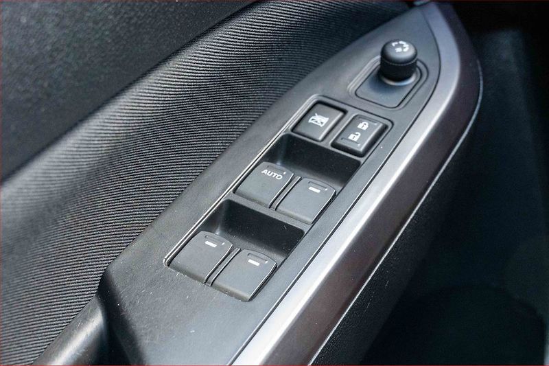 Suzuki Vitara (2021) Premium 1.4 BoosterJet - fotka 15 z 18