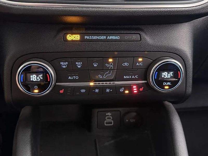 Ford Kuga 2.5PHEV 140kW Titanium DPH TZ - fotka 8 z 14