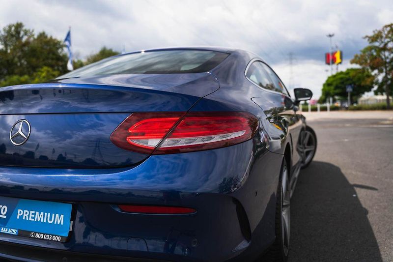 Mercedes-Benz Třídy C (2016) C 300 - fotka 15 z 27