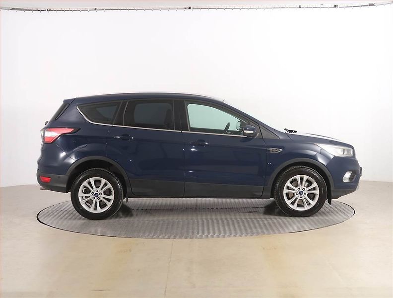 Ford Kuga (2018) 1.5 TDCi, Automat, Serv.kniha - fotka 6 z 21