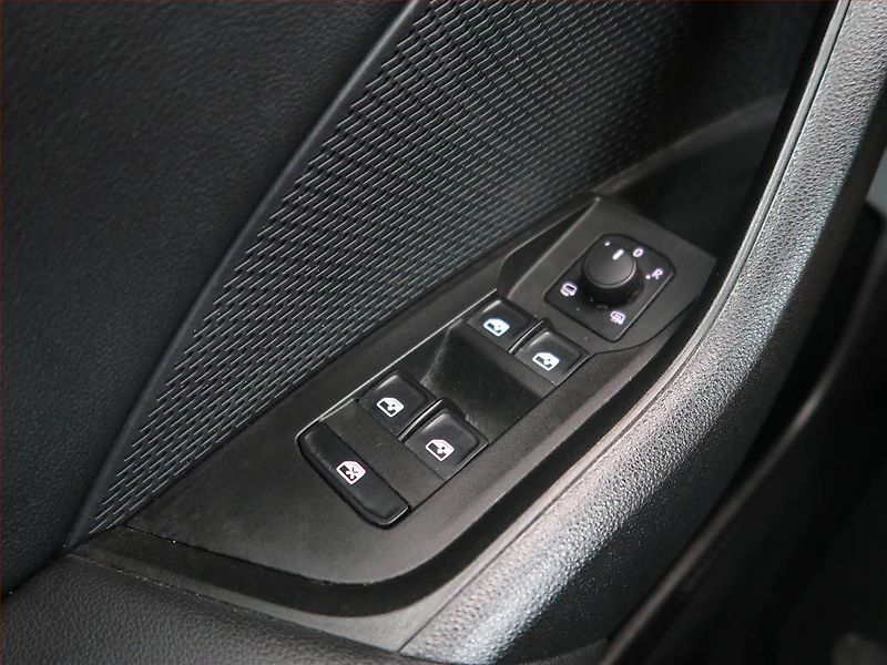 Škoda Octavia (2023) Style 2.0 TSI, 4X4, Automat - fotka 21 z 22