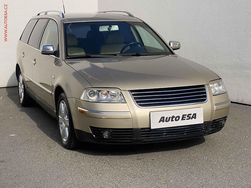 Volkswagen Passat (2001) 1.9TDi, ČR, AC, xenon, navi - fotografie inzerátu