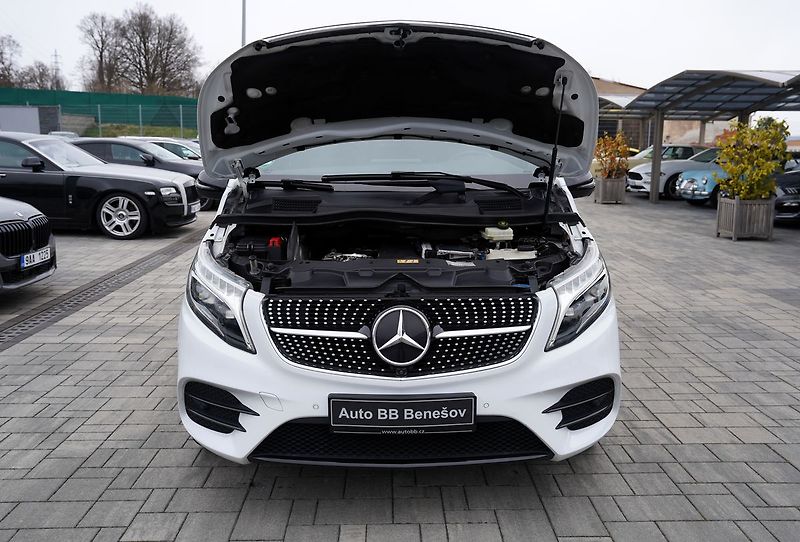Mercedes-Benz Třídy V V 300d L 4Matic Exclusive AMG - fotka 9 z 45