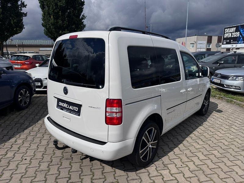 Volkswagen Caddy (2013) EDITION 30 1,6 TDI 75 KW TAŽNÉ - fotka 6 z 50
