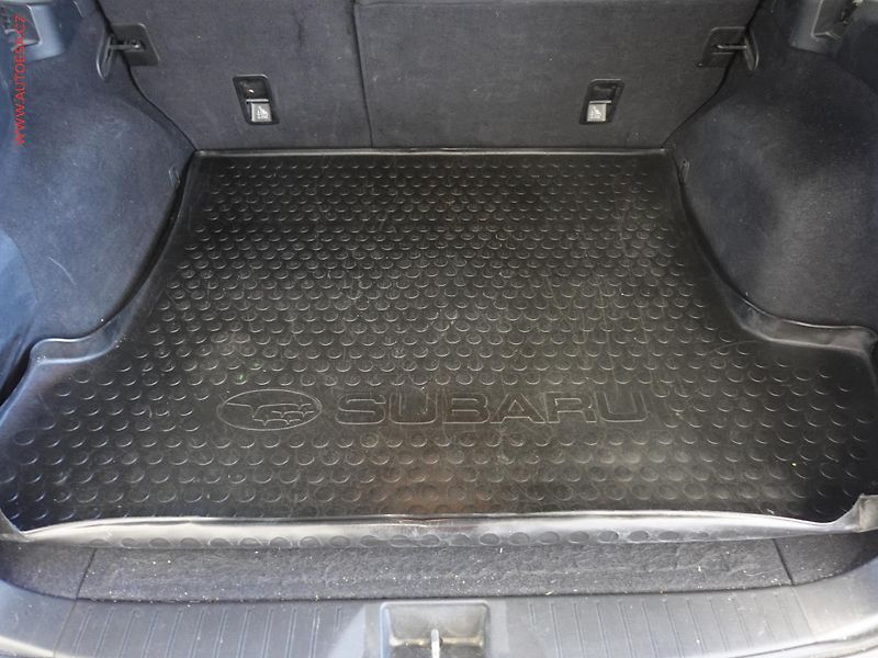 Subaru Outback (2019) 2.5i 4x4, 2.maj,ČR, AT, LED - fotka 7 z 28